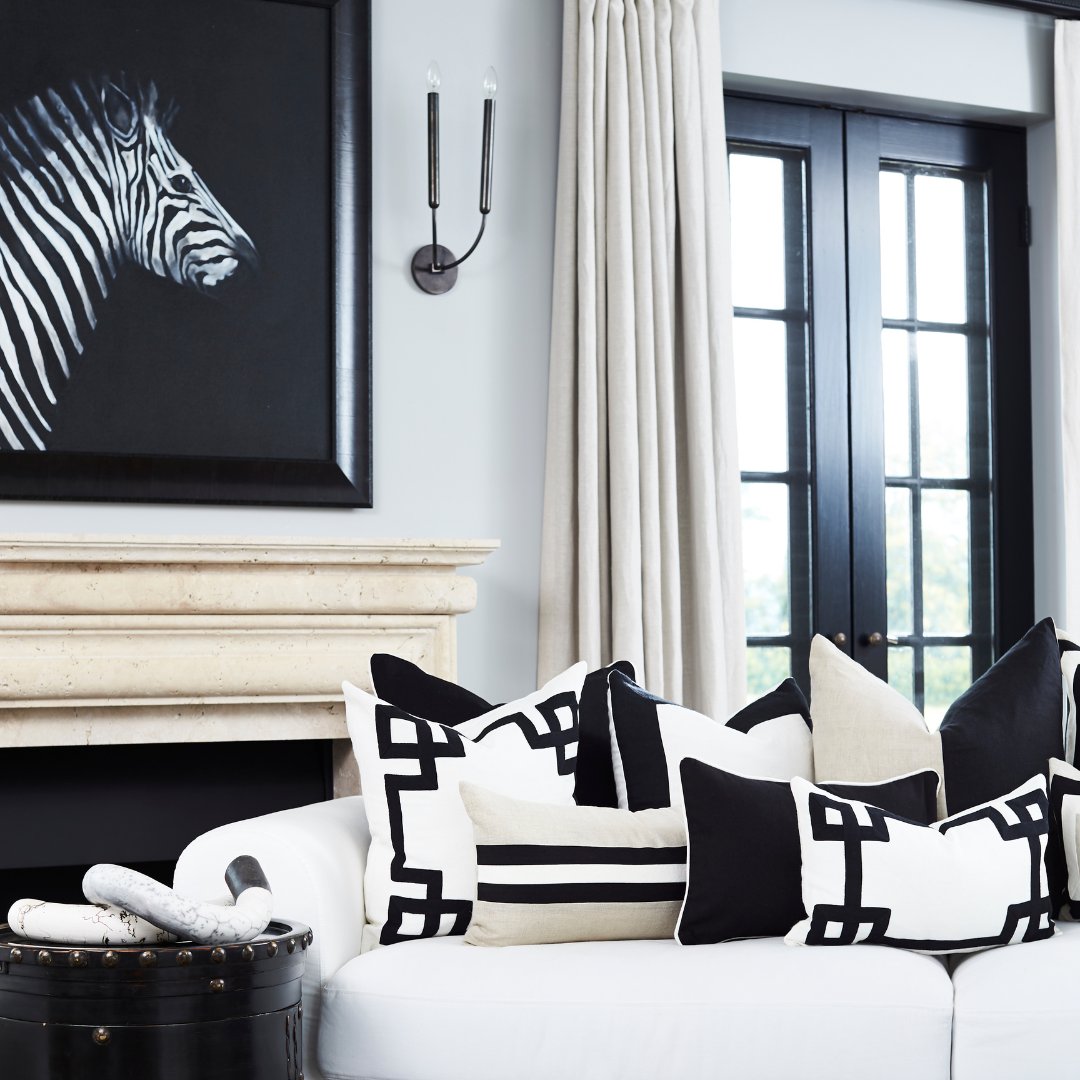 MODERN MONOCHROME