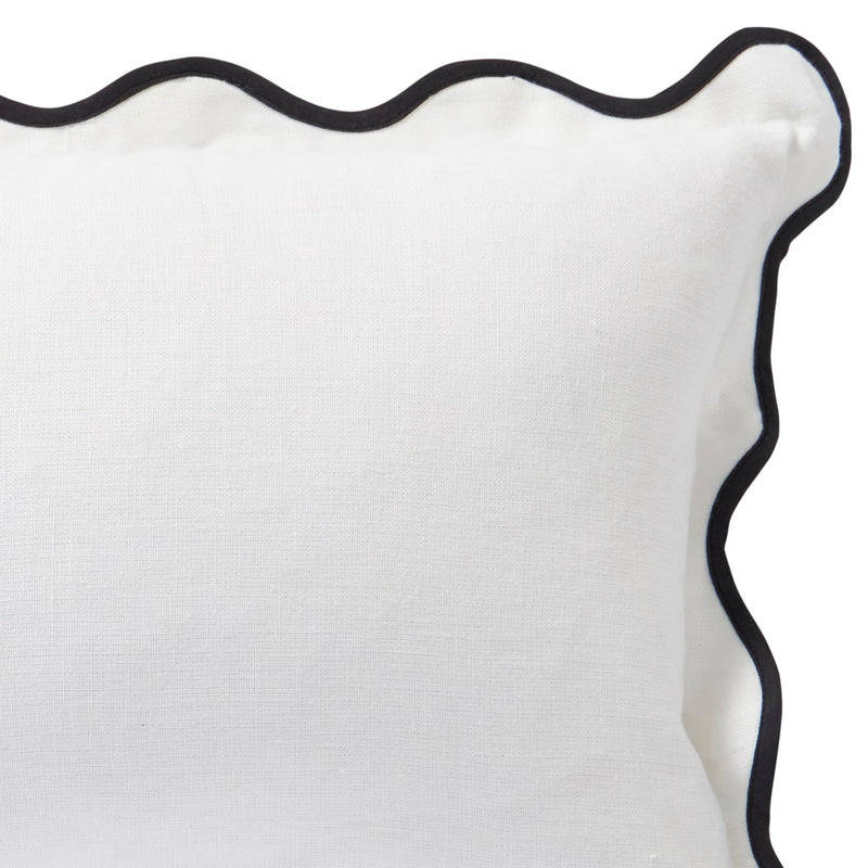 Linen Scallop Blanc