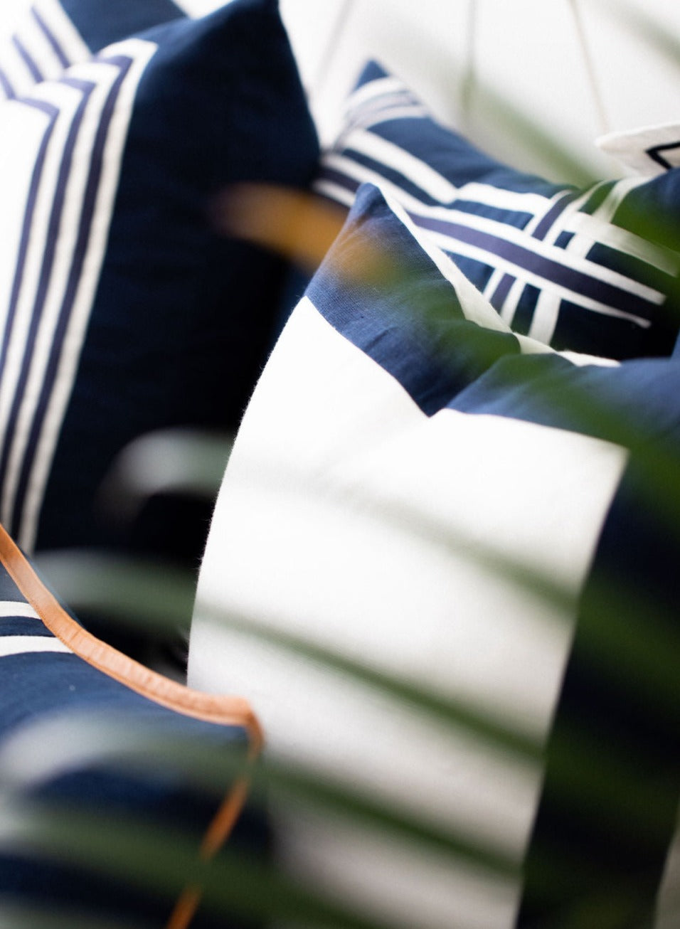 Linen Border Navy
