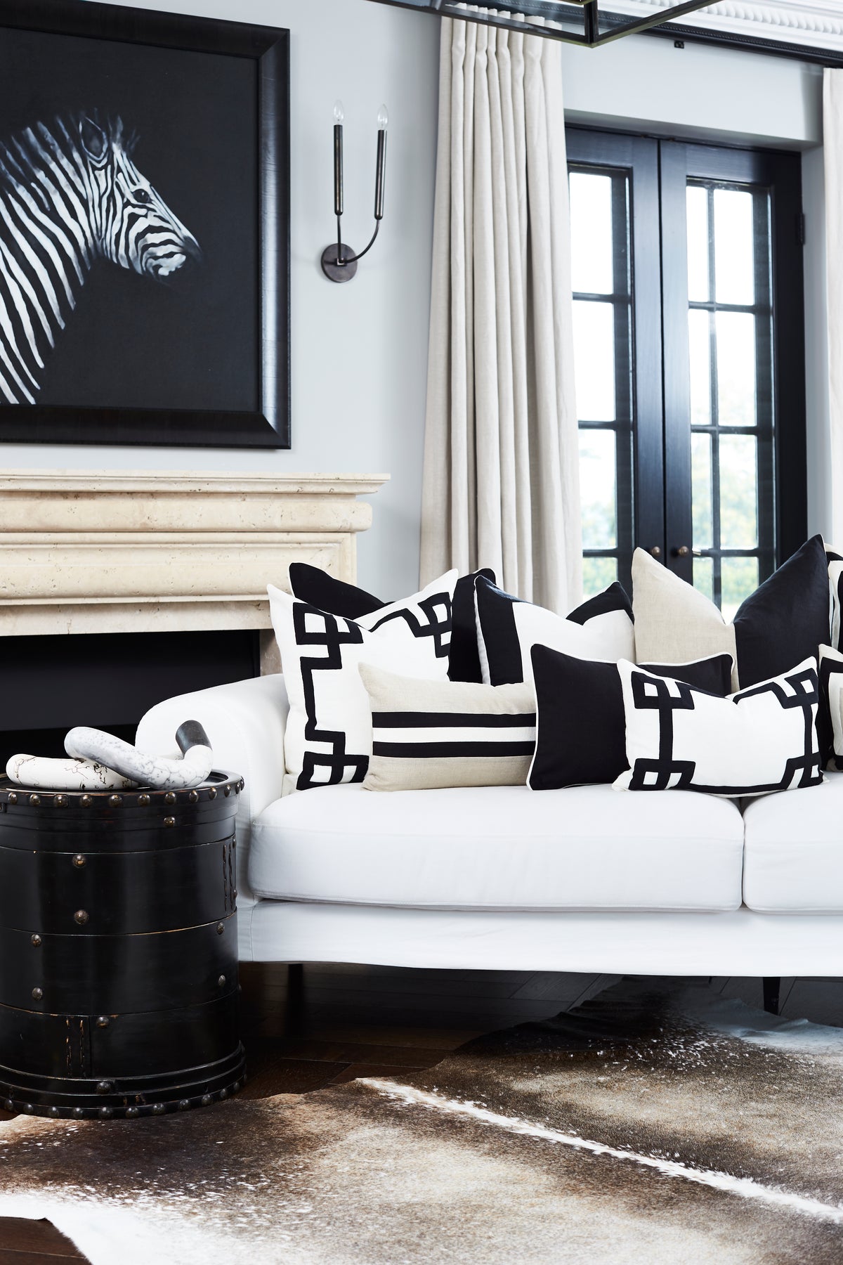 Linen Border Black